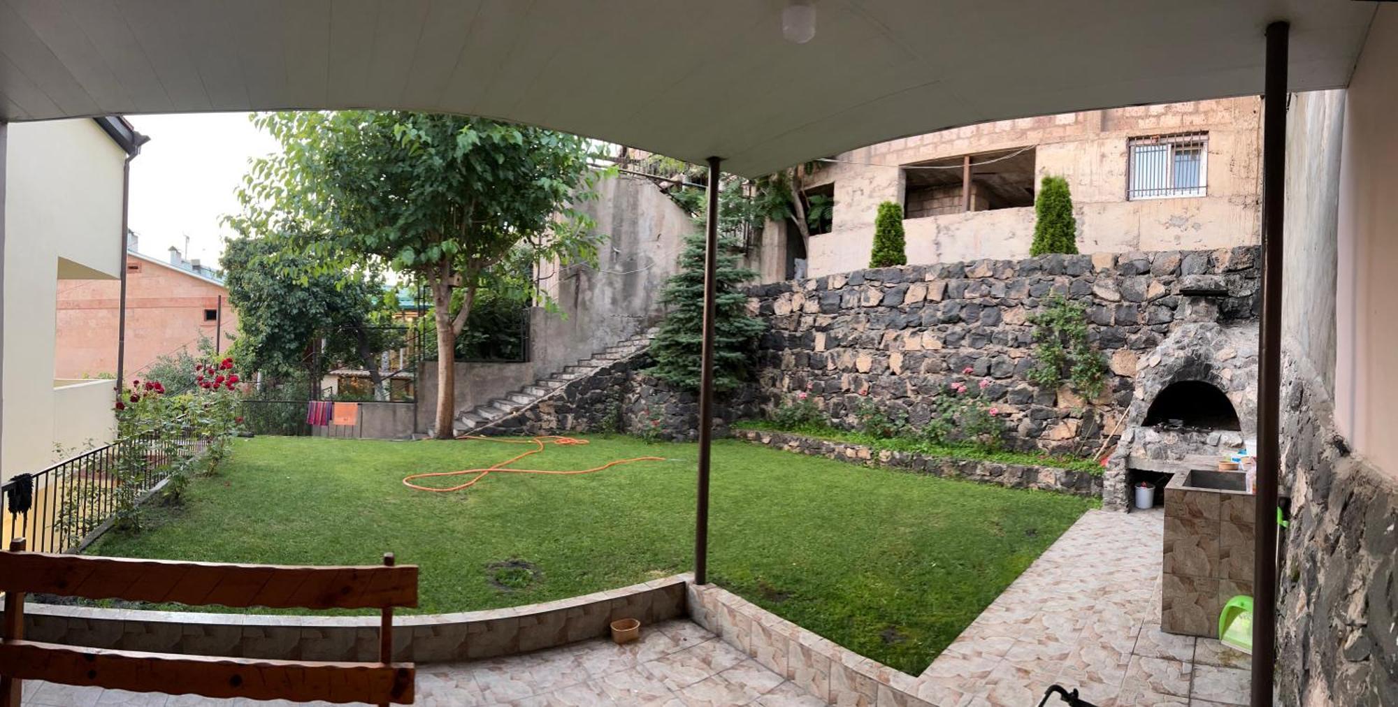 Holiday Home On Aygestan 11 예레반 외부 사진