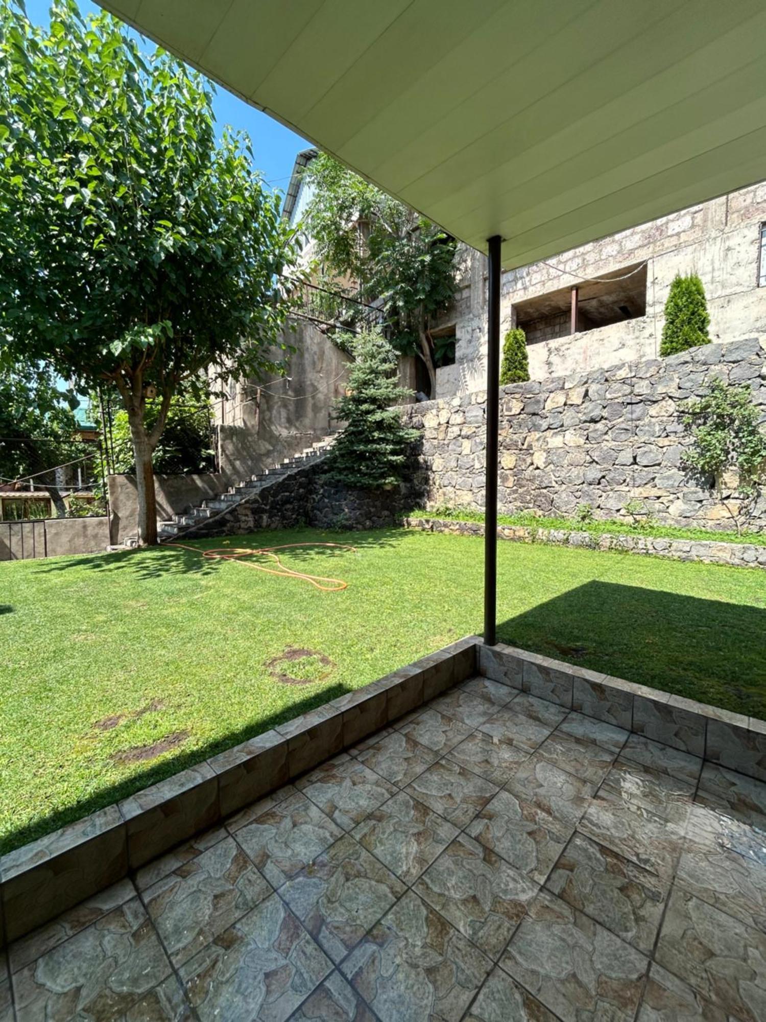 Holiday Home On Aygestan 11 예레반 외부 사진