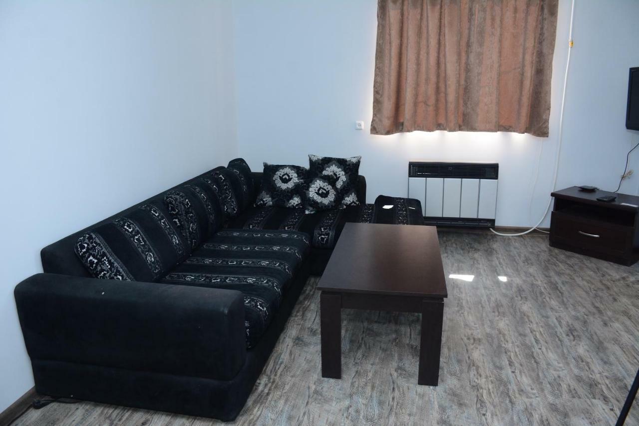 Holiday Home On Aygestan 11 예레반 외부 사진