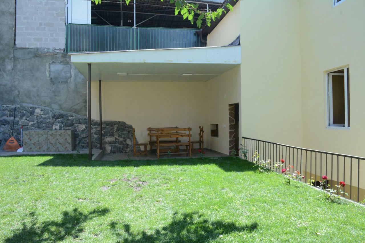 Holiday Home On Aygestan 11 예레반 외부 사진