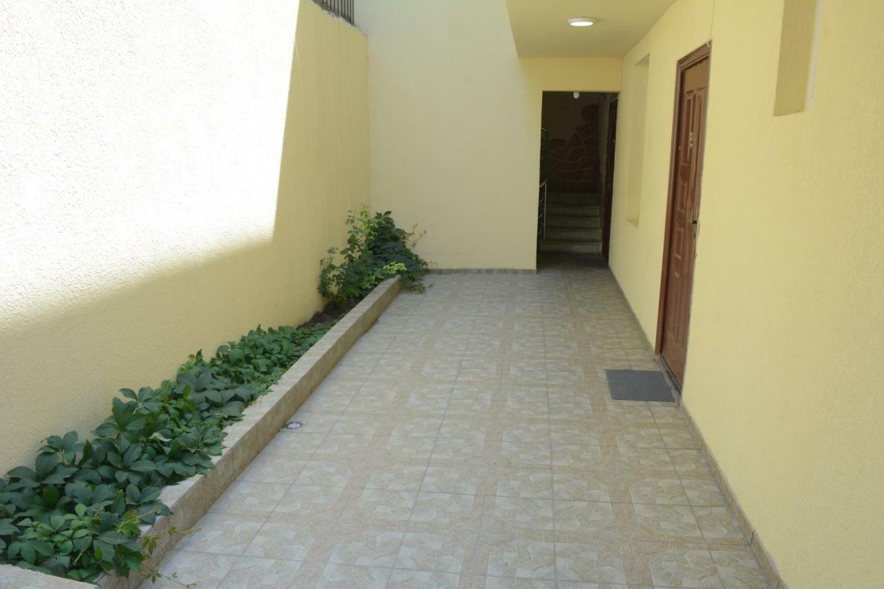 Holiday Home On Aygestan 11 예레반 외부 사진